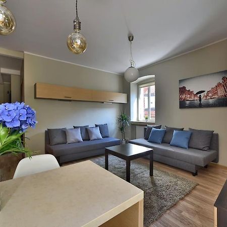 Argentis Wiezienna Daire Wroclaw Dış mekan fotoğraf