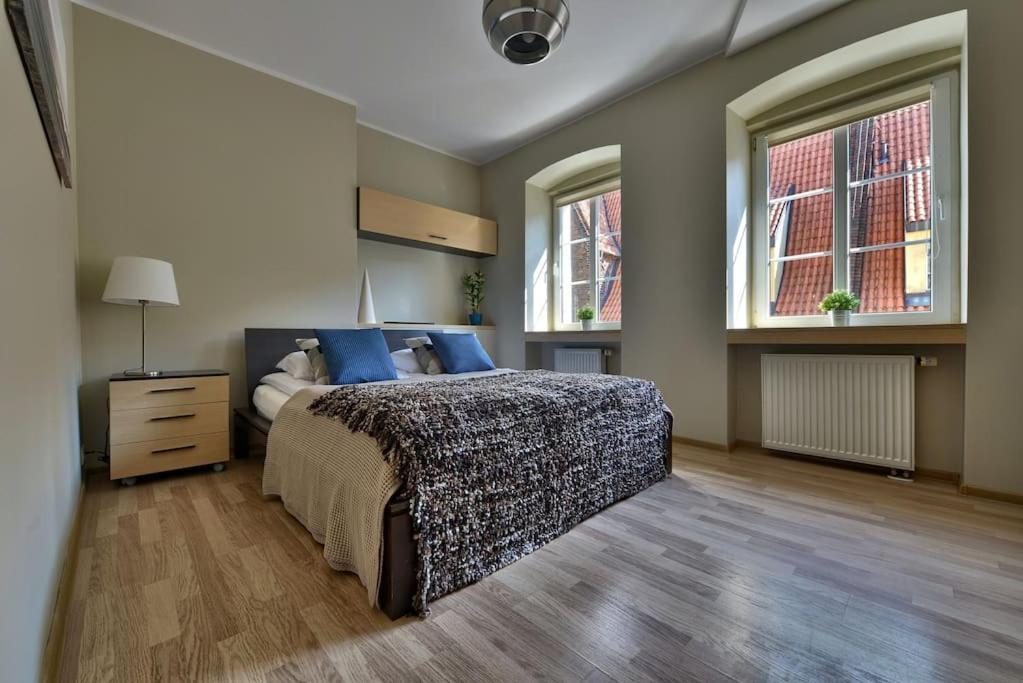 Argentis Wiezienna Daire Wroclaw Dış mekan fotoğraf